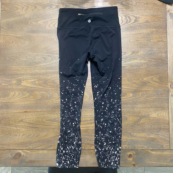 Lululemon Glitter Leggings- Special Edition - Picture 2 of 3